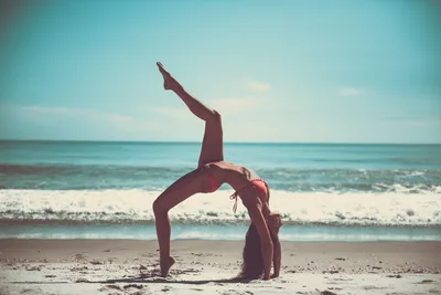 Beach: Muse in a Bikini - free people & portraits wallpaper 7360×4912