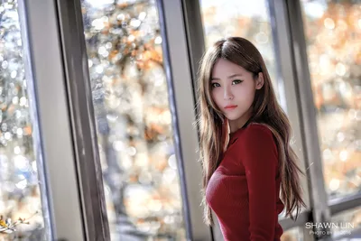 Brown-Haired Beauty in a Sweater - free people & portraits wallpaper 5760×3840