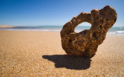 Ocean and Desert - free wallpaper 6144×3840