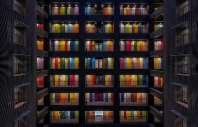 Stained Glass Window: Bookshelf - free city & urban wallpaper 6144×3947