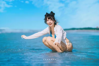 Black-Haired Model in a Bikini by the Ocean - free people & portraits wallpaper 4096×2731