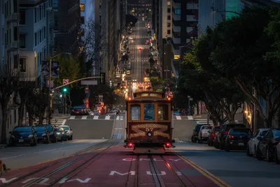 San Francisco Cable Car on Market Street at Dusk - free city & urban wallpaper 6143×4106