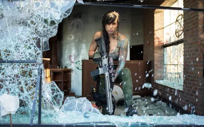 Armed Woman in Damaged Urban Interior - free wallpaper 2560×1600