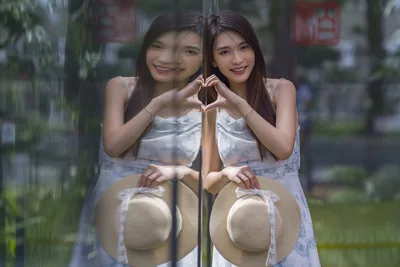 Twin Girls Making Heart Shape With Hands Behind Glass - free people & portraits wallpaper 5120×3414