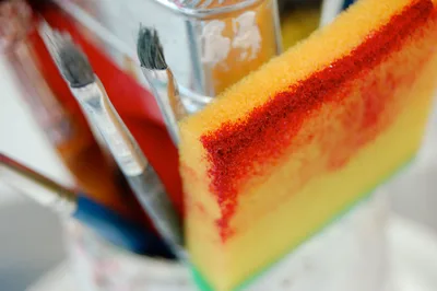 Paint Brushes and Colorful Sponge Art Supplies - free photography wallpaper 1920×1277