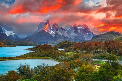 Torres del Paine Mountains at Sunset with Turquoise Lakes - free wallpaper 6144×4096