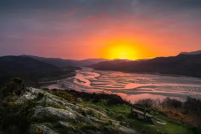 Sunset Over Winding River Valley With Mountains - free wallpaper 6091×4061