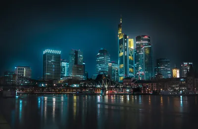 Frankfurt Skyline at Night with Iron Footbridge - free city & urban wallpaper 6000×3909