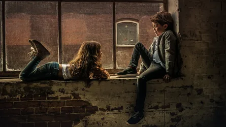 Two Children Sitting on Weathered Brick Windowsill - free people & portraits wallpaper 2499×1406