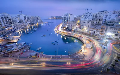 Mediterranean Harbor at Dusk with Light Trails - free city & urban wallpaper 3600×2250