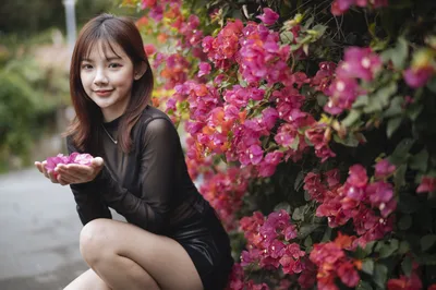 Young Woman Posing With Vibrant Pink Flowers - free people & portraits wallpaper 4000×2658