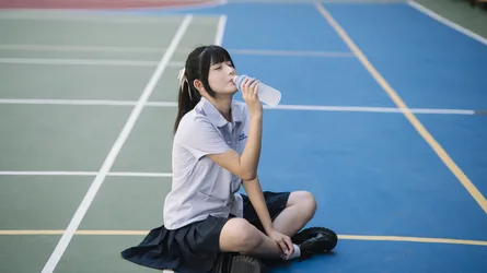 Young Woman Drinking Water on Indoor Tennis Court - free people & portraits wallpaper 4000×2248