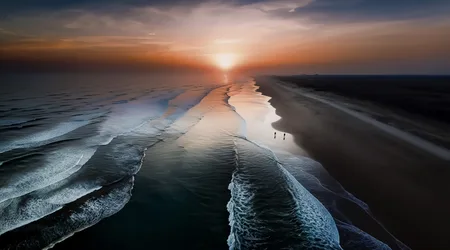 Sunrise Over Parallel Wave Channels on Vast Beach - free landscapes wallpaper 2048×1138