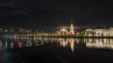 Night City Lights Reflected on River with Cathedral - free wallpaper 7680×4320