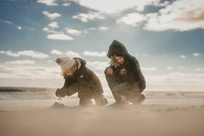 Children Playing on Windy Beach with Sand Swirling - free people & portraits wallpaper 6144×4096