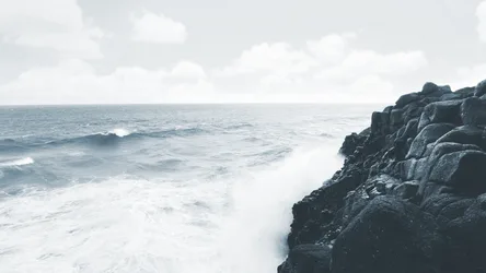 Coastal Cliffs Meeting Stormy Waves - free nature wallpaper 1920×1080
