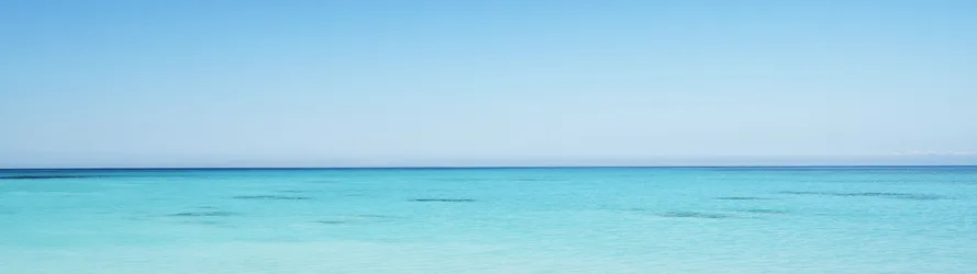 Serene Tropical Horizon - free wallpaper 5120×1440