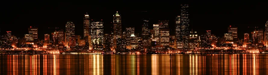 New York City Skyline Reflections at Night - free architecture wallpaper 3840×1080