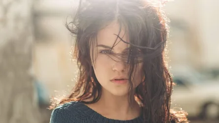 Woman with Long Dark Hair in Golden Sunlight - free people & portraits wallpaper 2301×1294