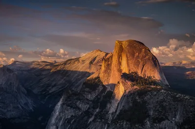 Half Dome at Golden Hour in Yosemite Valley - free landscapes wallpaper 6016×4000