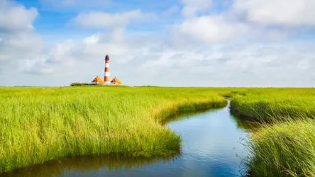 Westerheversand Lighthouse in the German Marshlands - free landscapes wallpaper 3840×2160
