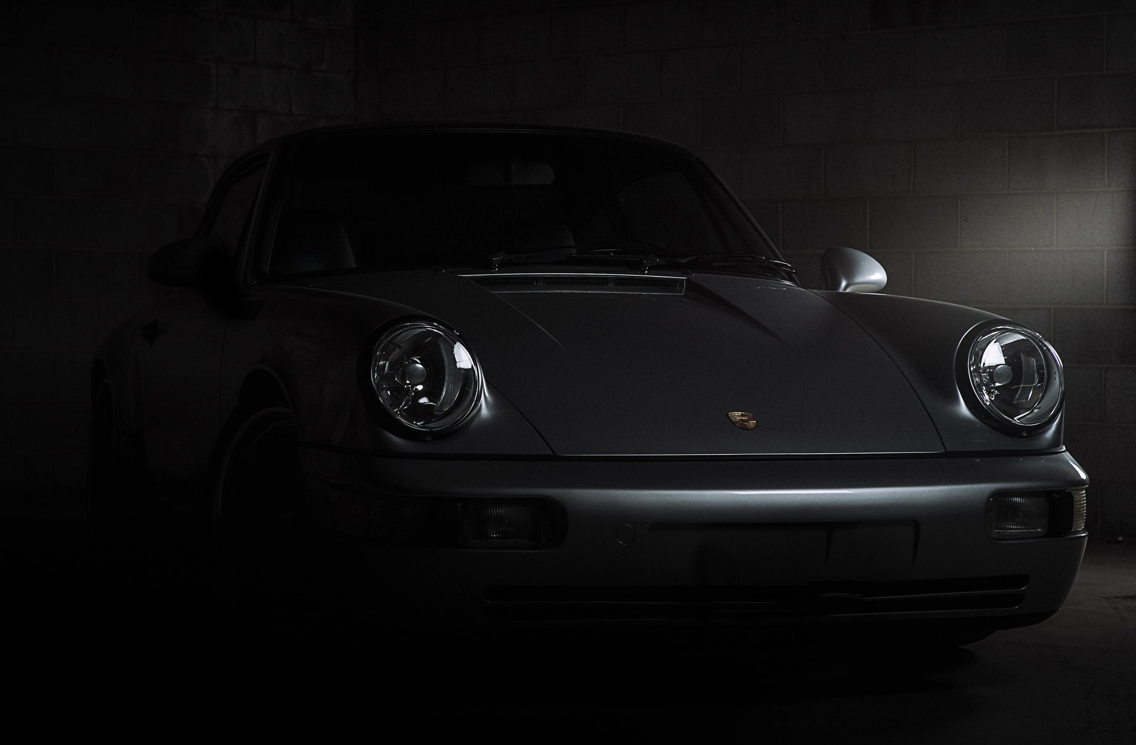 Classic Black Porsche 911 Carrera - 4K HD